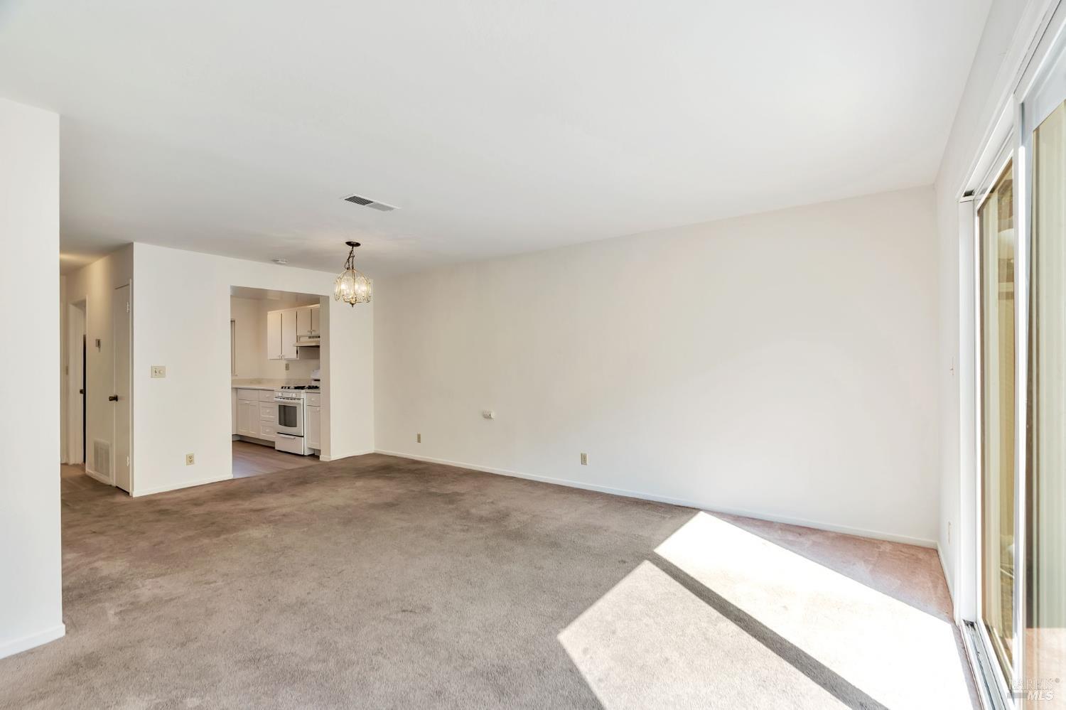 1285 Redwood Boulevard # C