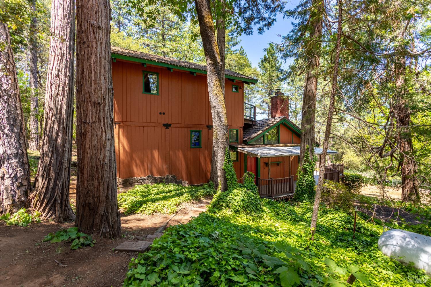 7722 Hidden Creek Ln