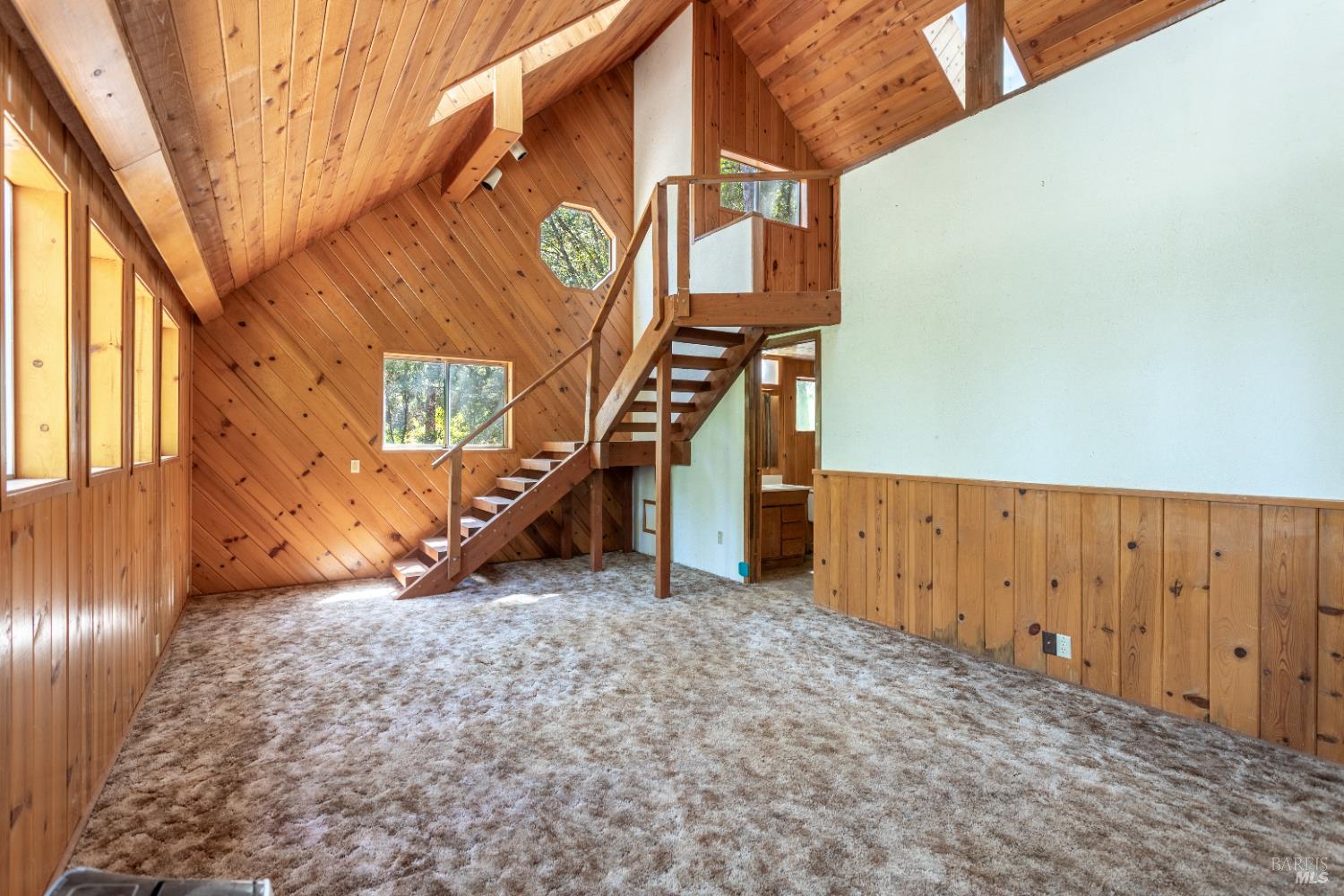 7722 Hidden Creek Ln