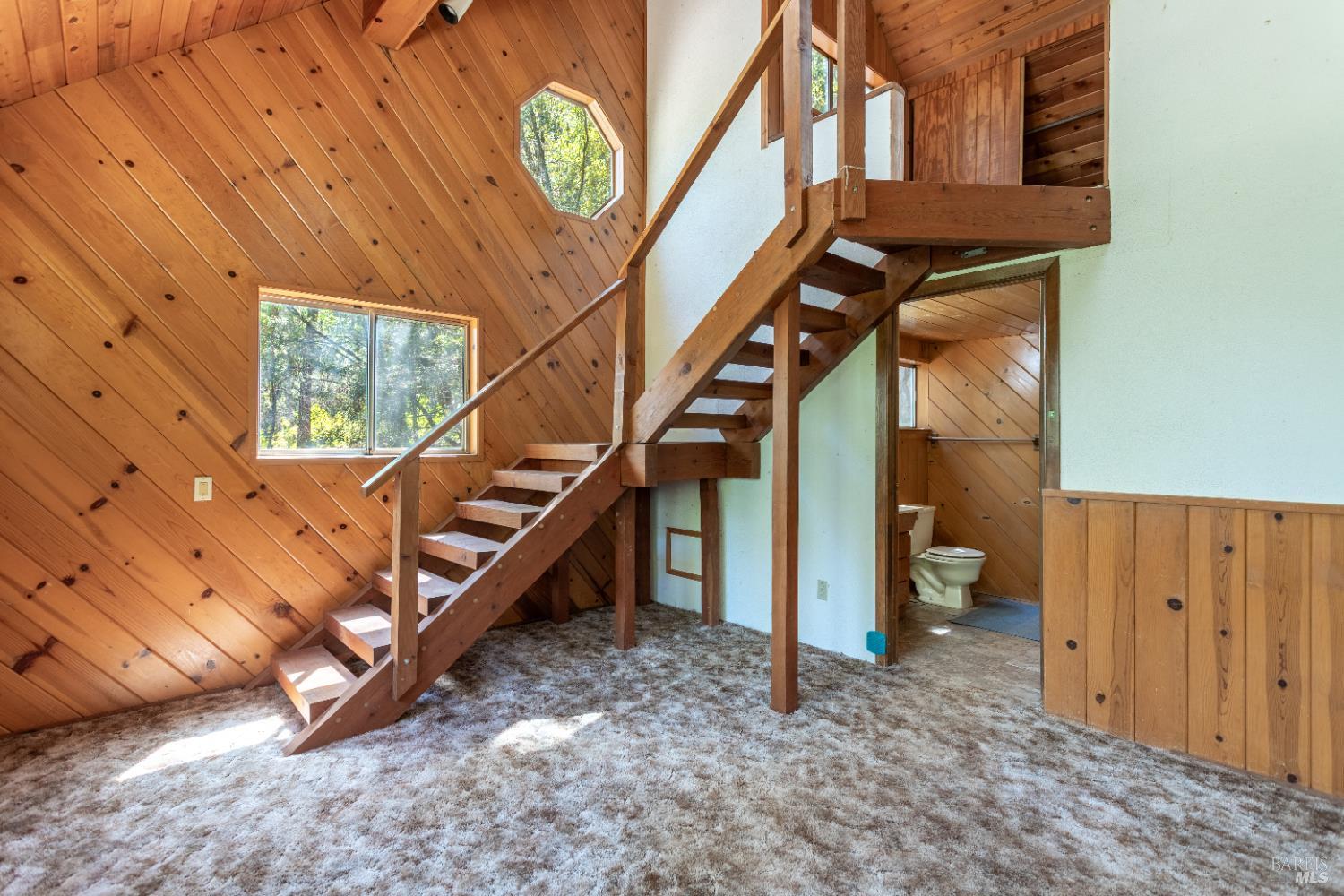 7722 Hidden Creek Ln