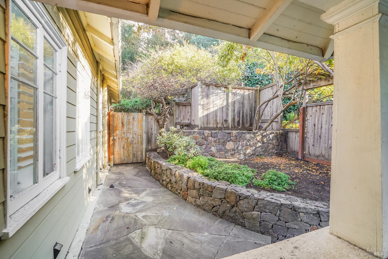 220 Monte Vista Ave
