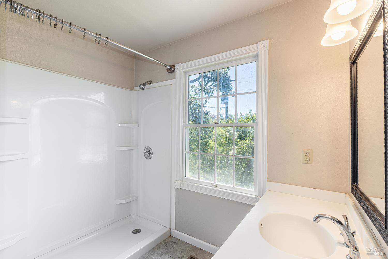 250 Theresa Dr