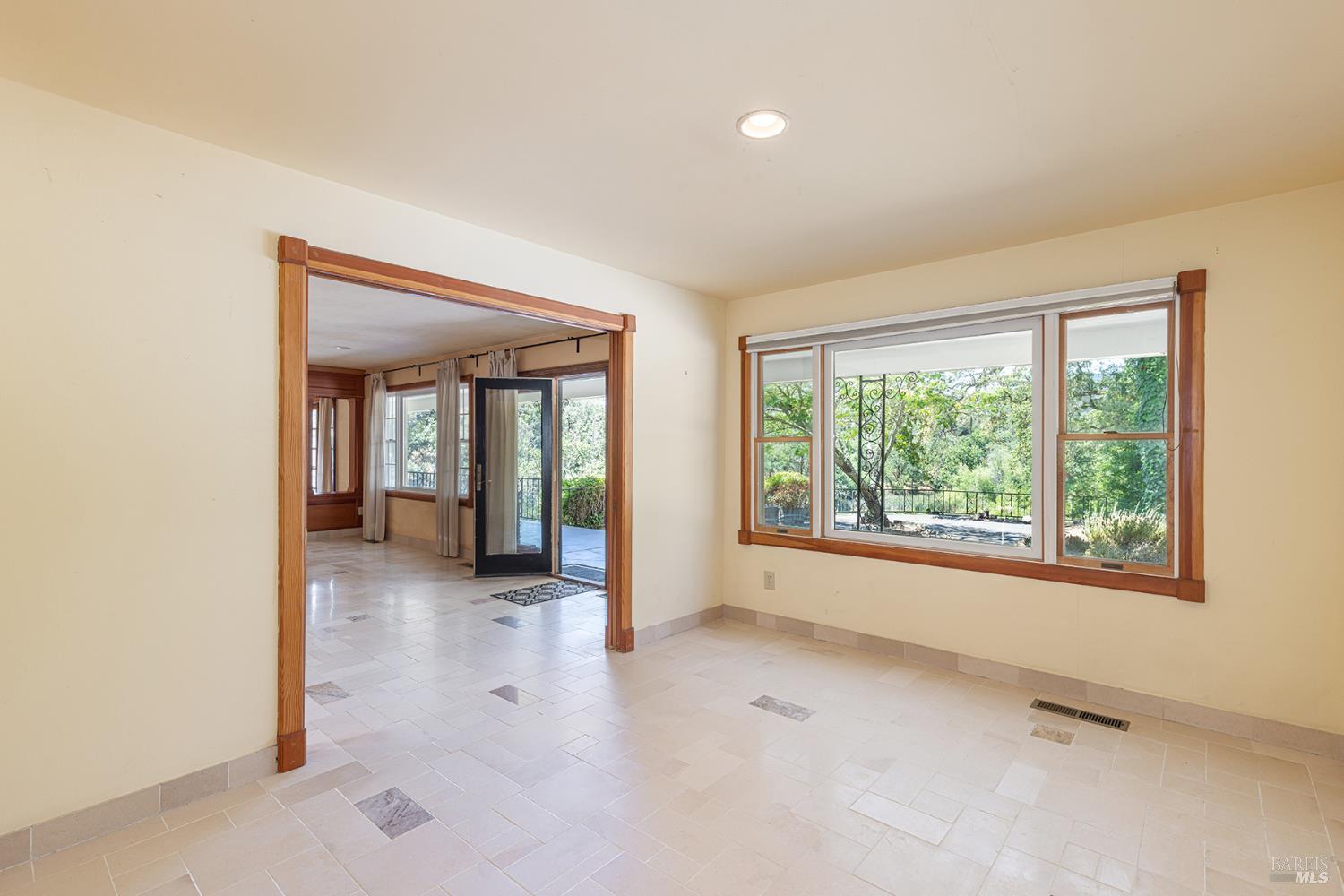 250 Theresa Dr