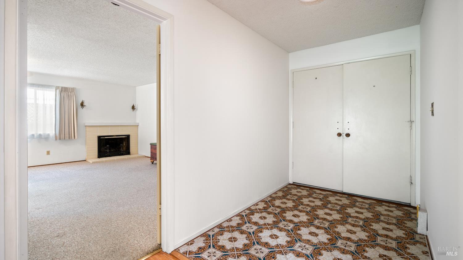 84 Eastside Cir