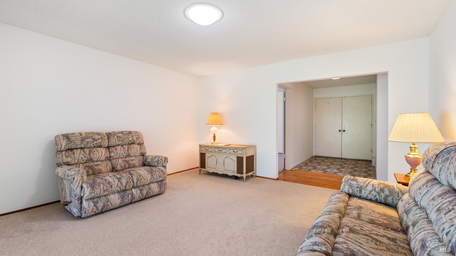 84 Eastside Cir