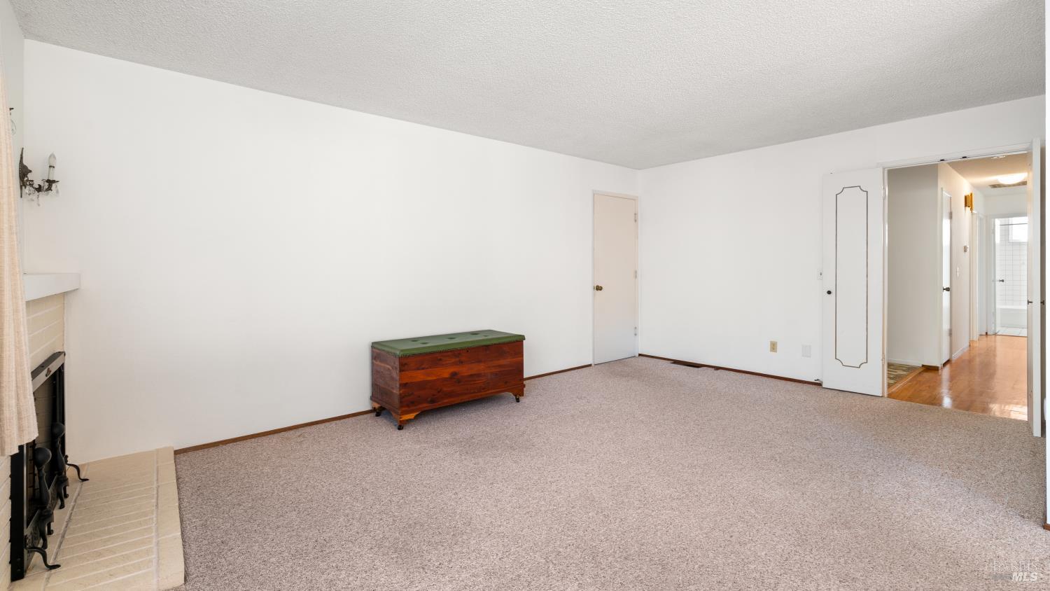 84 Eastside Cir