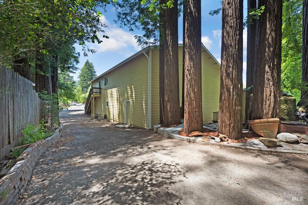 14783-14785 Armstrong Woods Rd