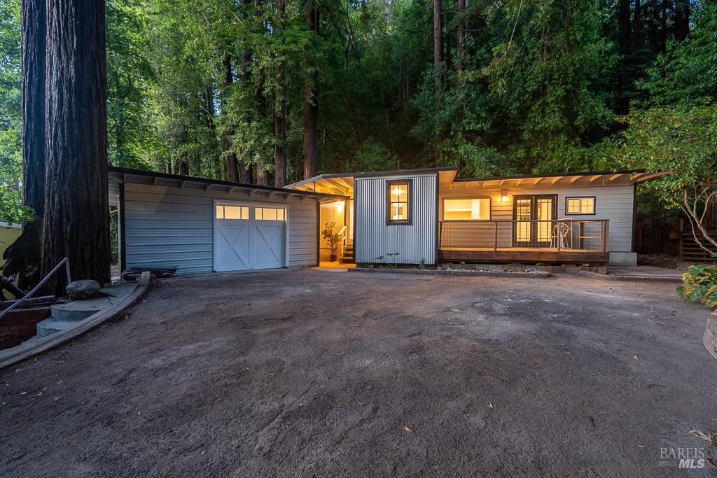 14783-14785 Armstrong Woods Rd