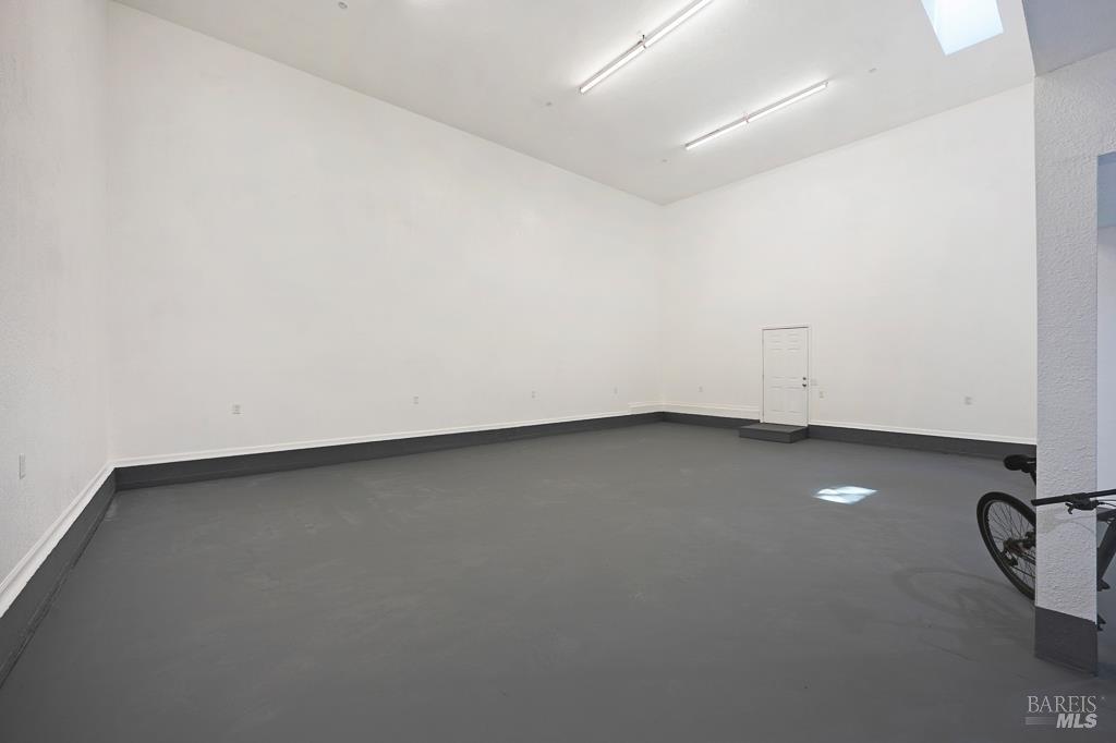 14783-14785 Armstrong Woods Rd