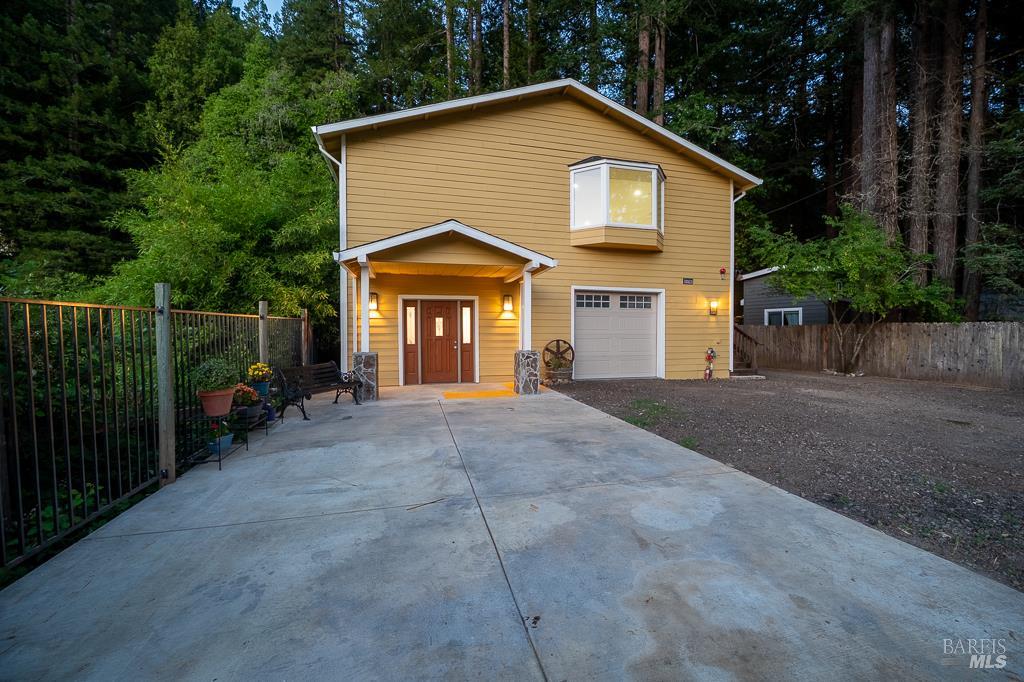 14783-14785 Armstrong Woods Rd