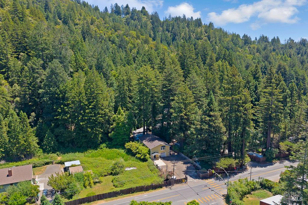 14783-14785 Armstrong Woods Rd