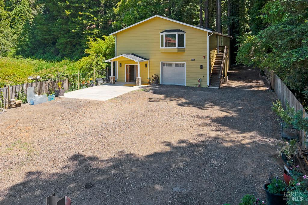14783-14785 Armstrong Woods Rd