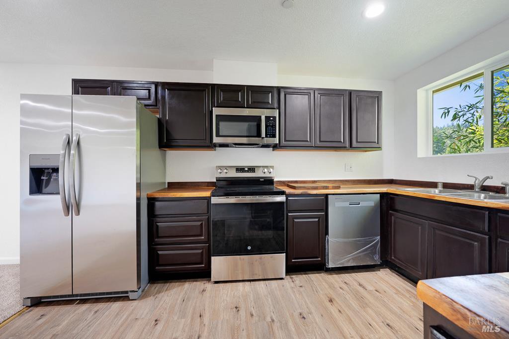 14783-14785 Armstrong Woods Rd