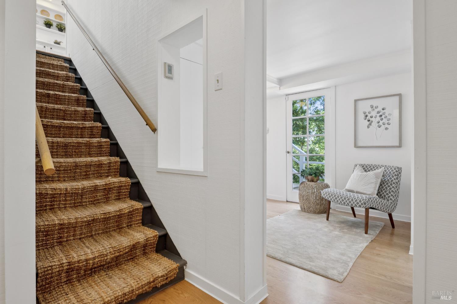 63 Ivy Dr