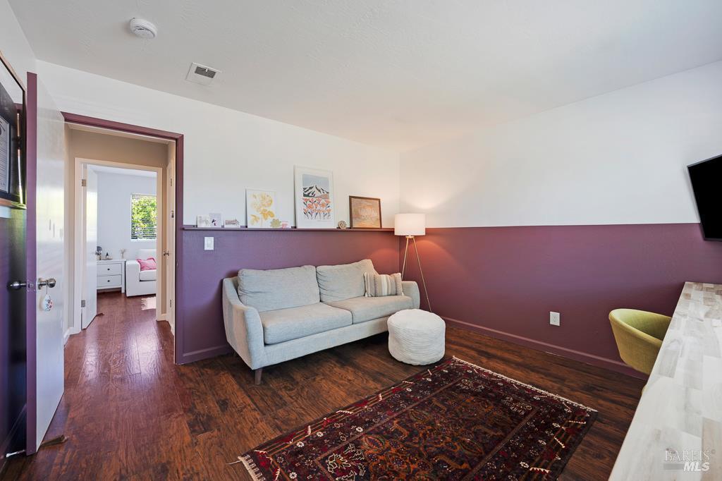 1668 Baywood Dr