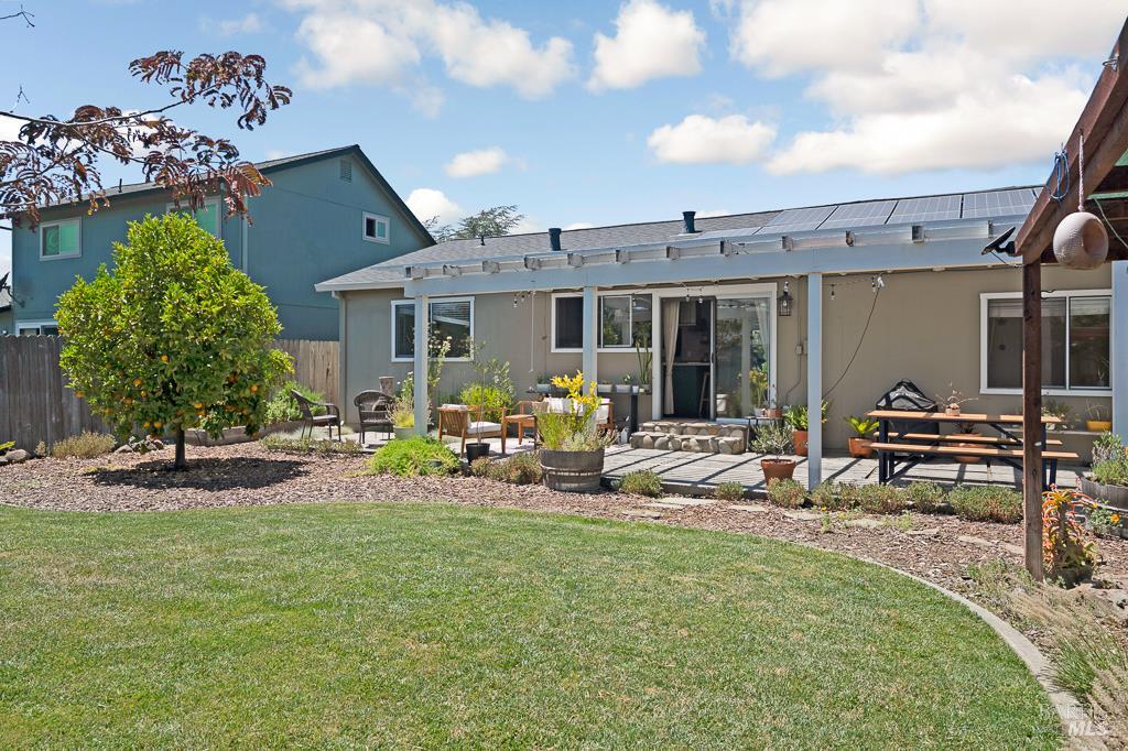 1668 Baywood Dr