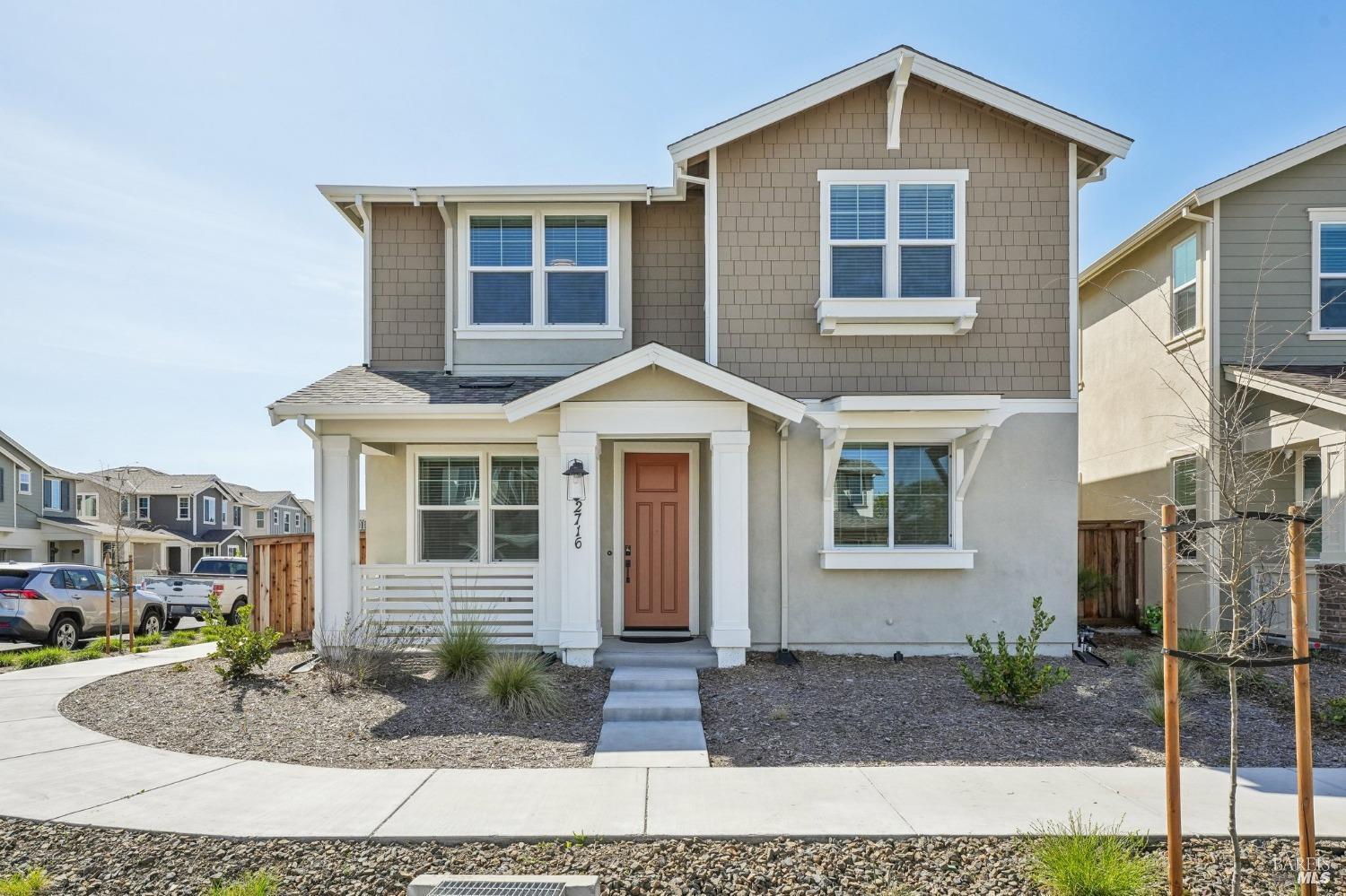 2716 SW Amora Circle