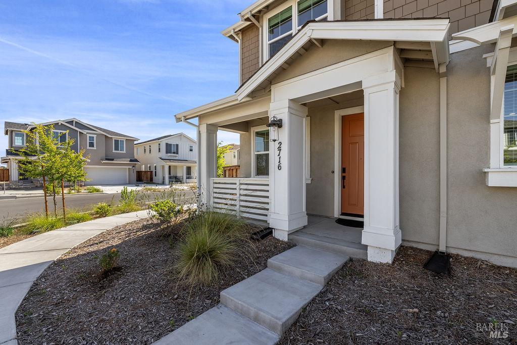 2716 SW Amora Circle