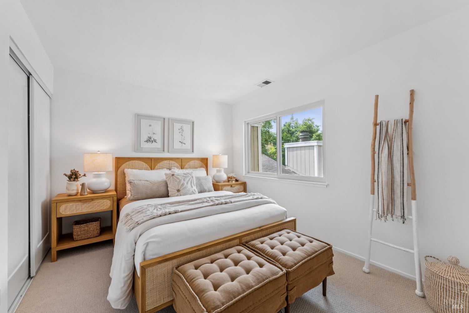 6 Coleridge Dr