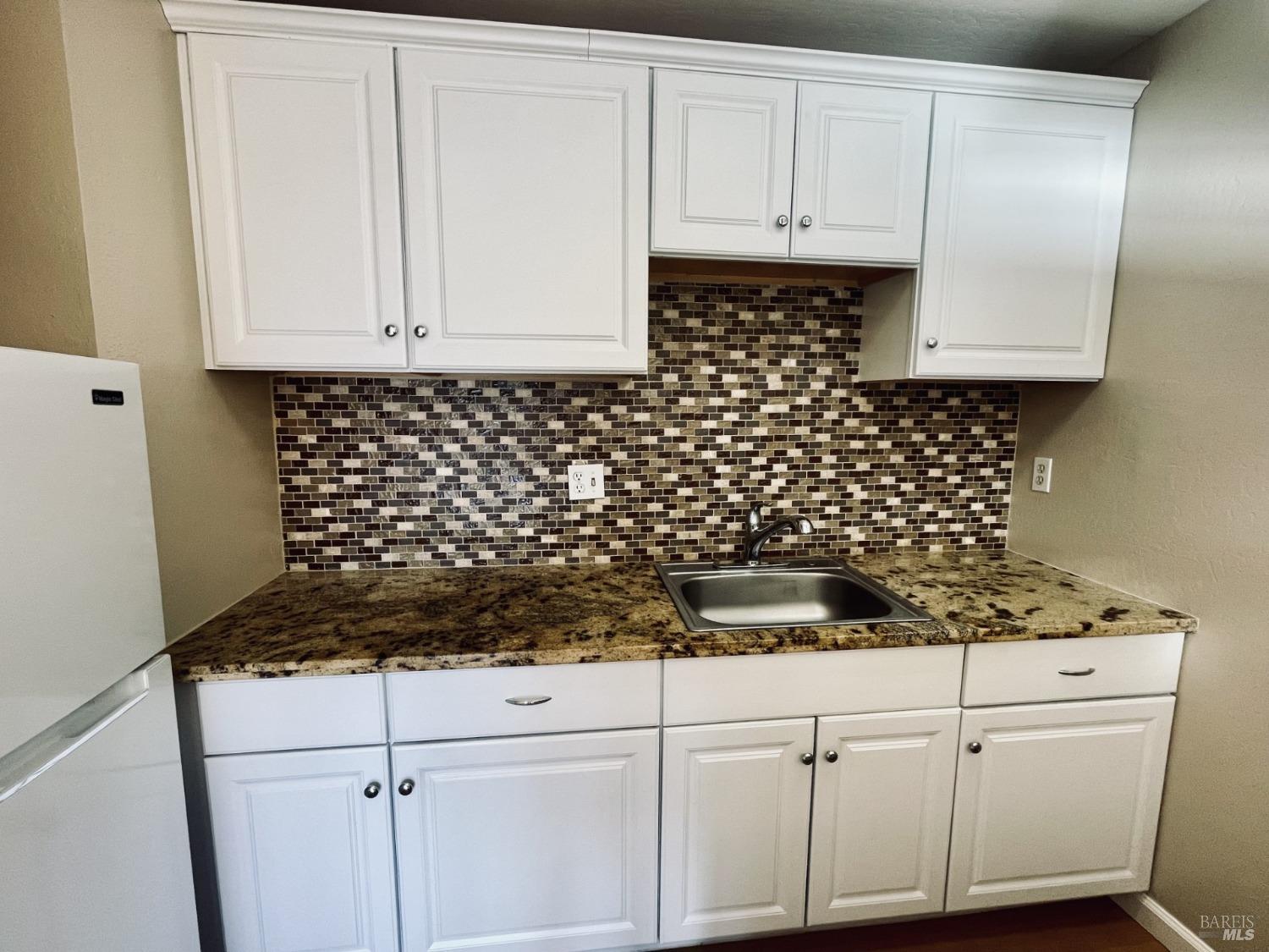 20 Luna Ln #6