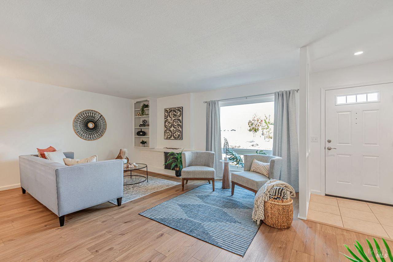 12 Meadowgreen Circle