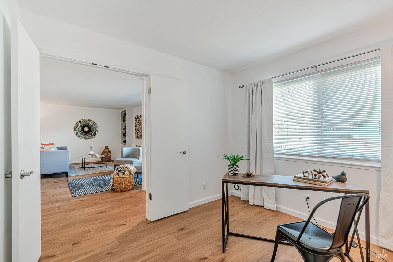 12 Meadowgreen Circle