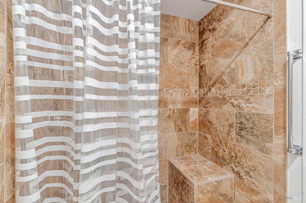 12 Meadowgreen Circle