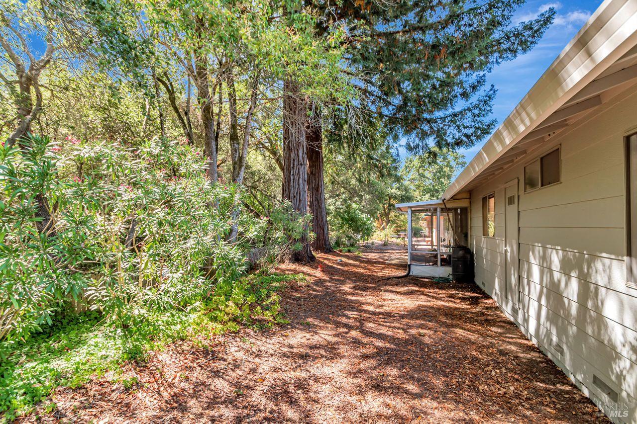 12 Meadowgreen Circle