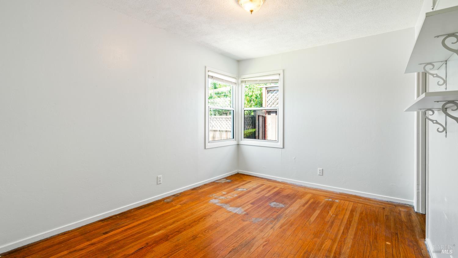 114 Edith St