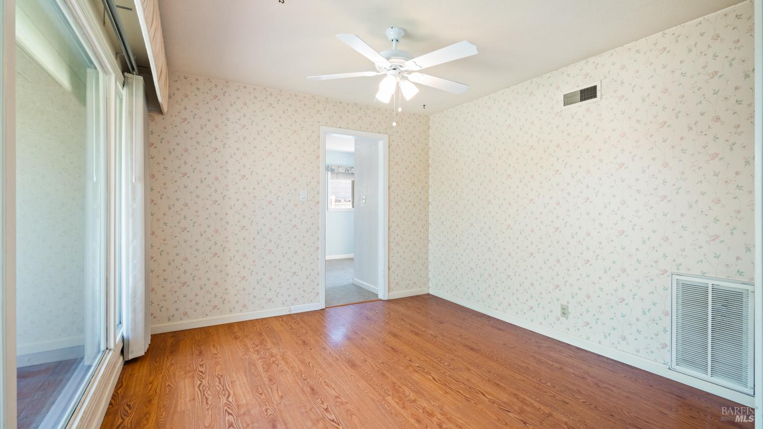 114 Edith St