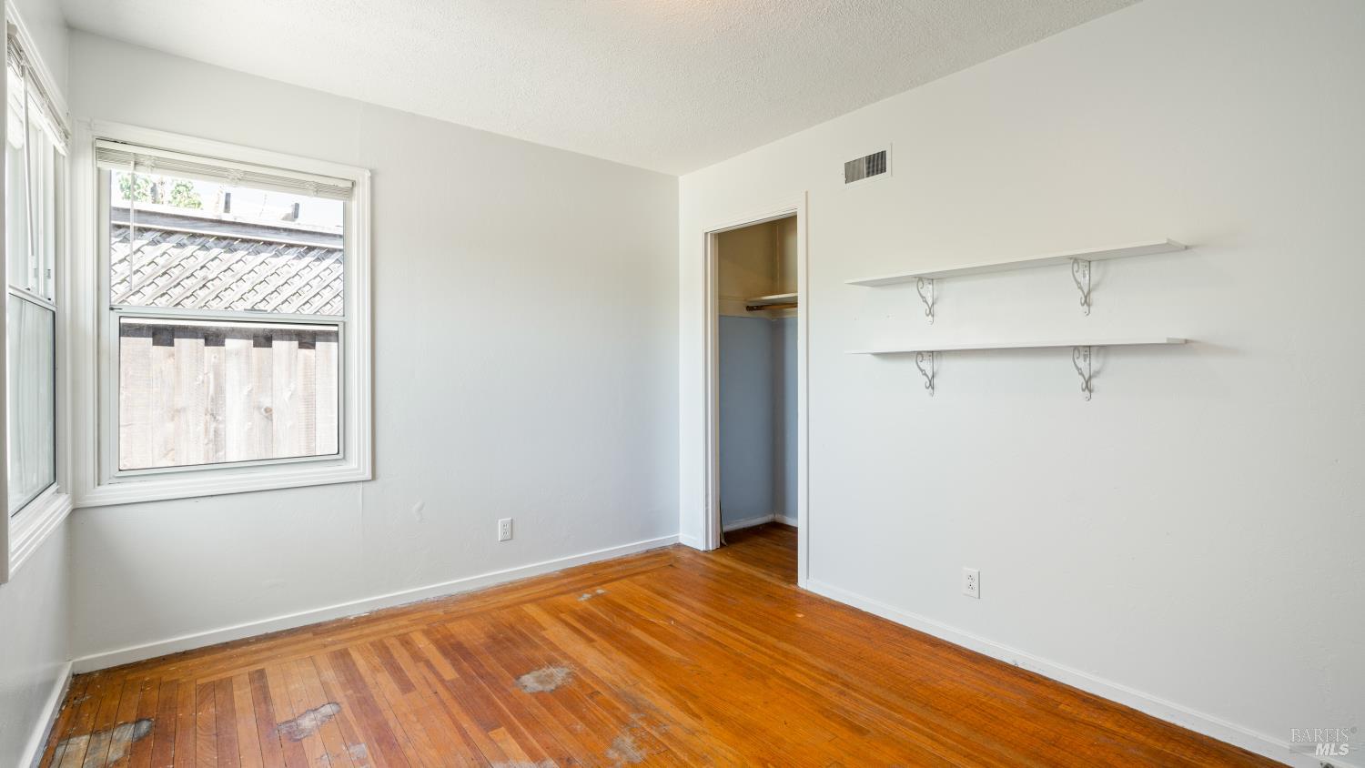 114 Edith St