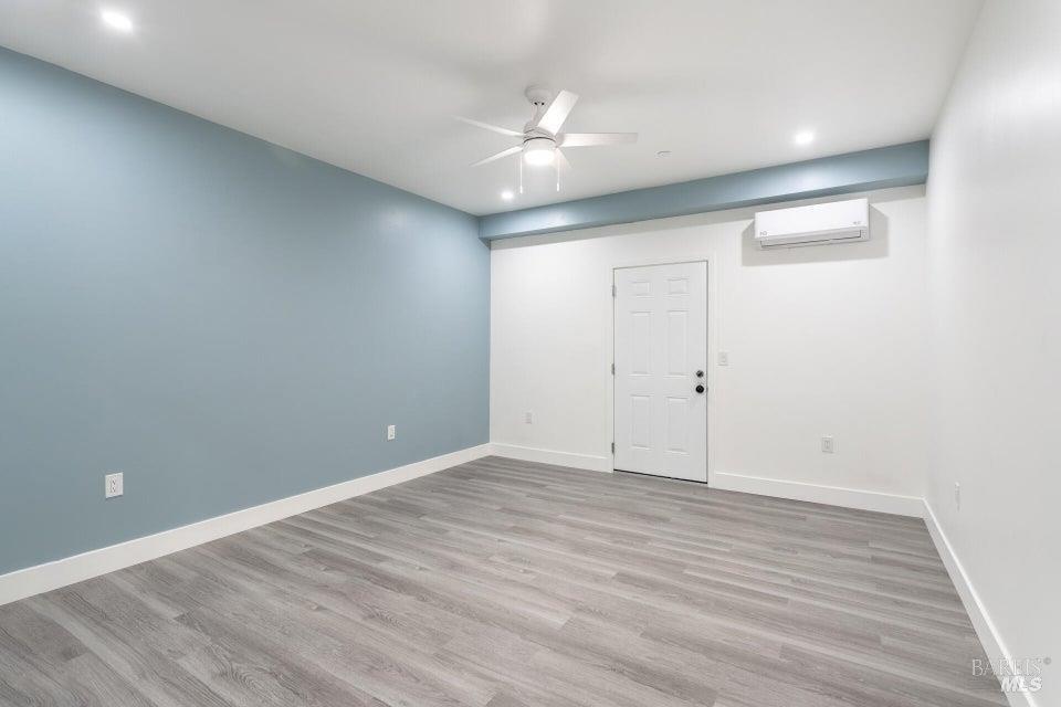 1140 Redbud Dr