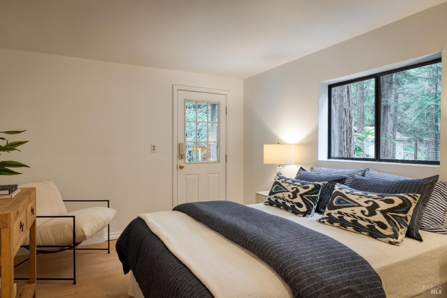 19395 Hidden Valley Rd