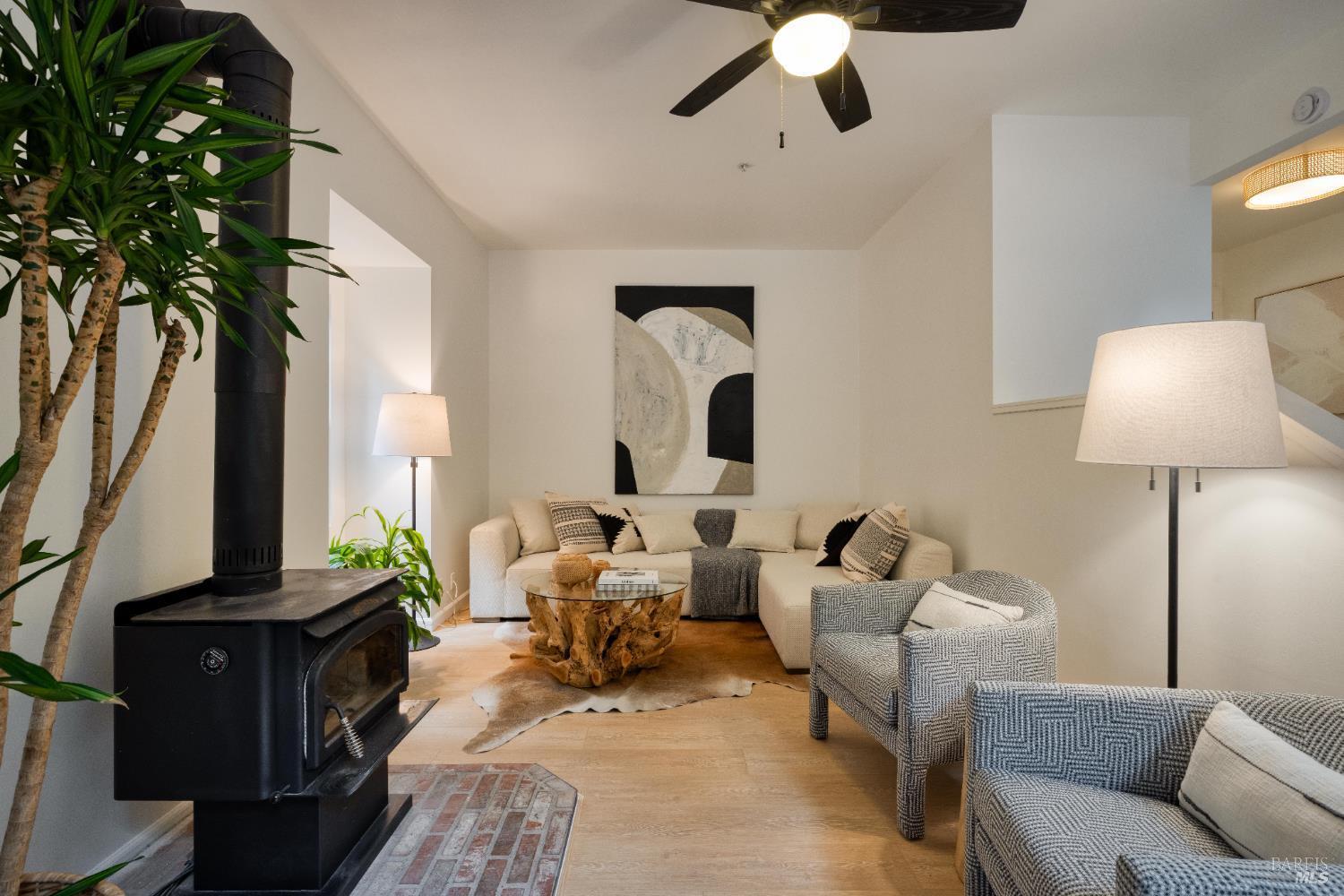 19395 Hidden Valley Rd