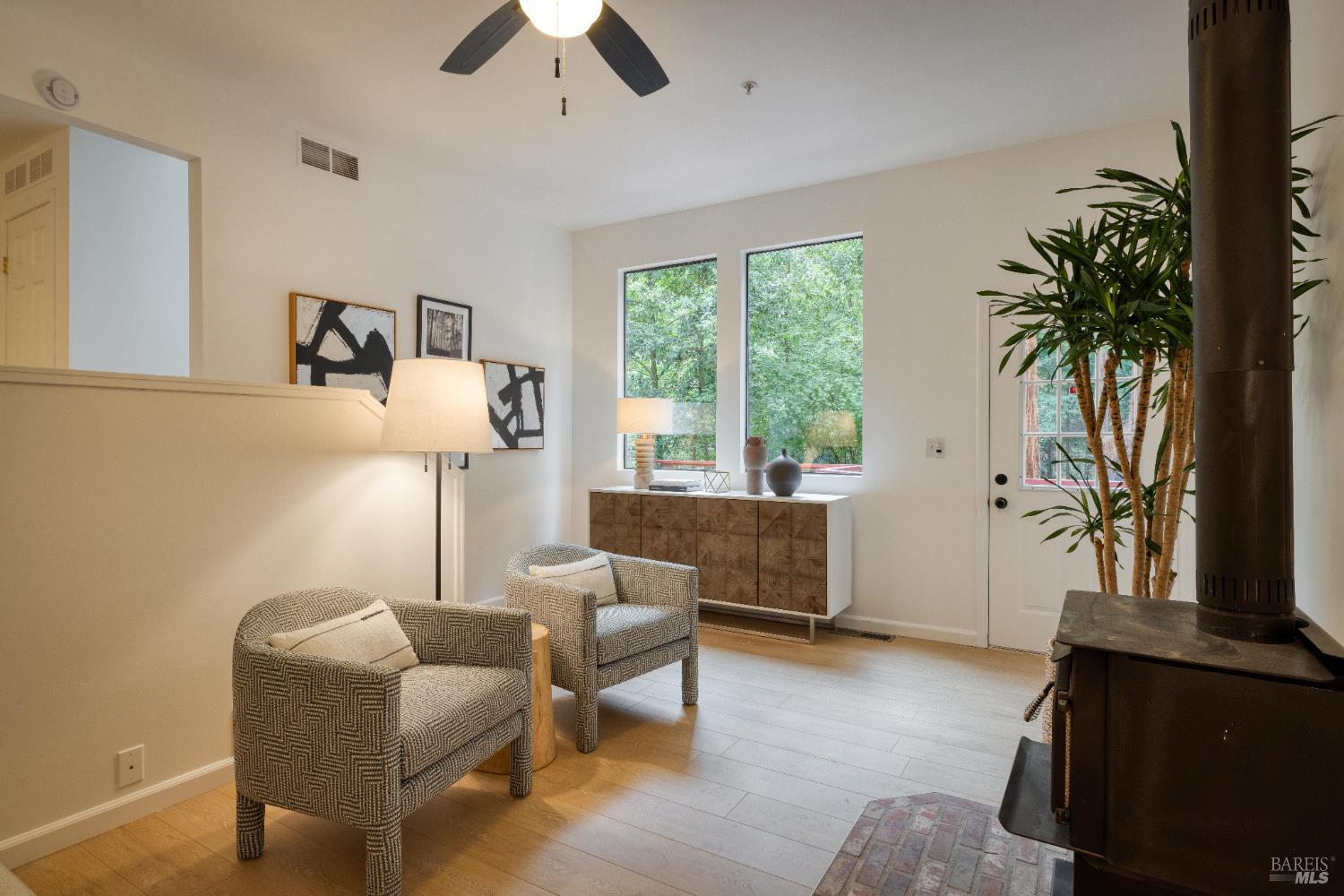 19395 Hidden Valley Rd