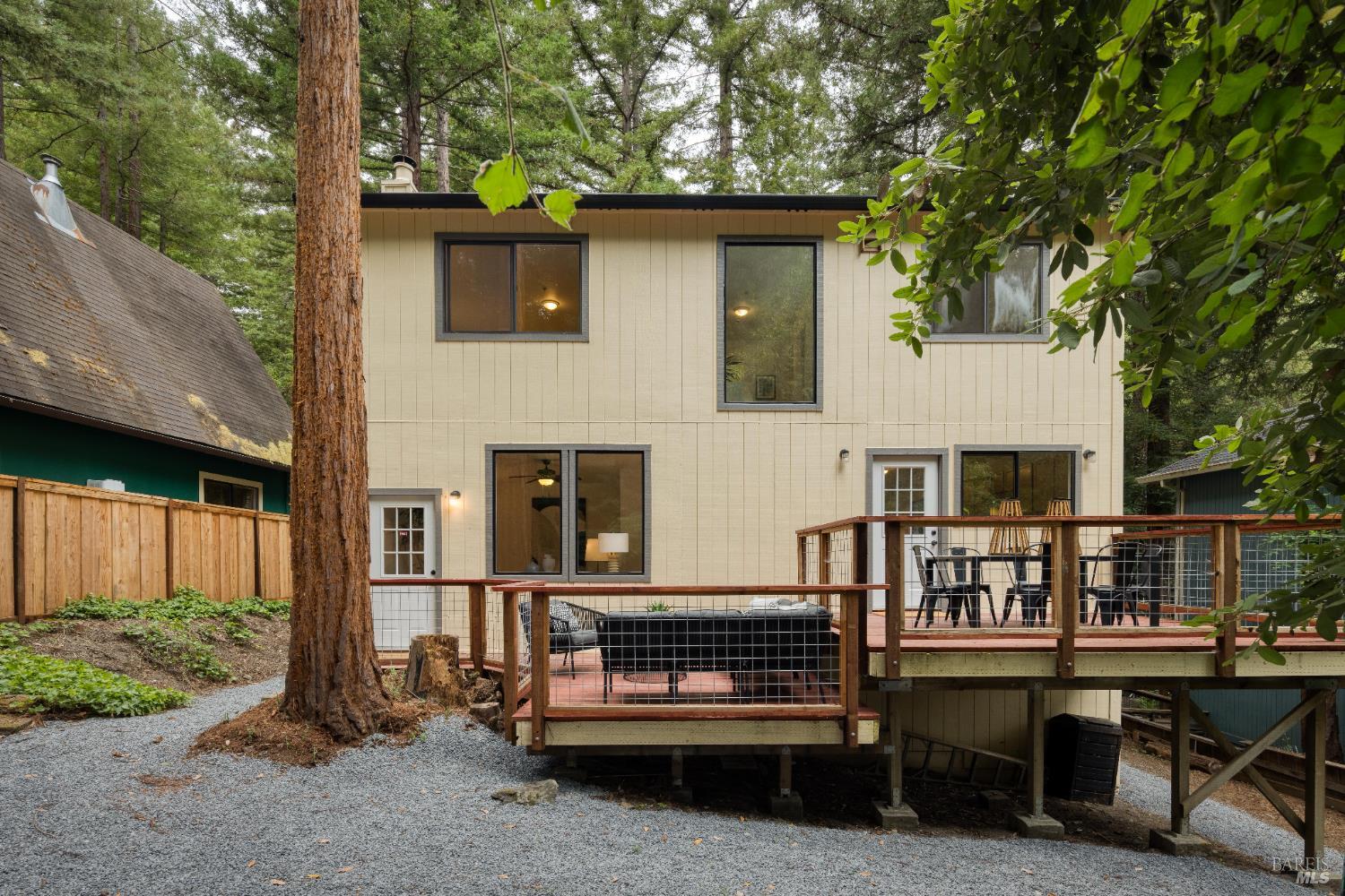 19395 Hidden Valley Rd