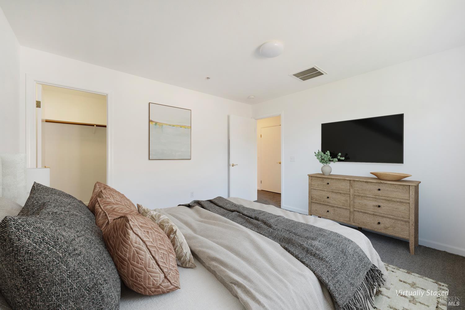 439 Sequoia Ln