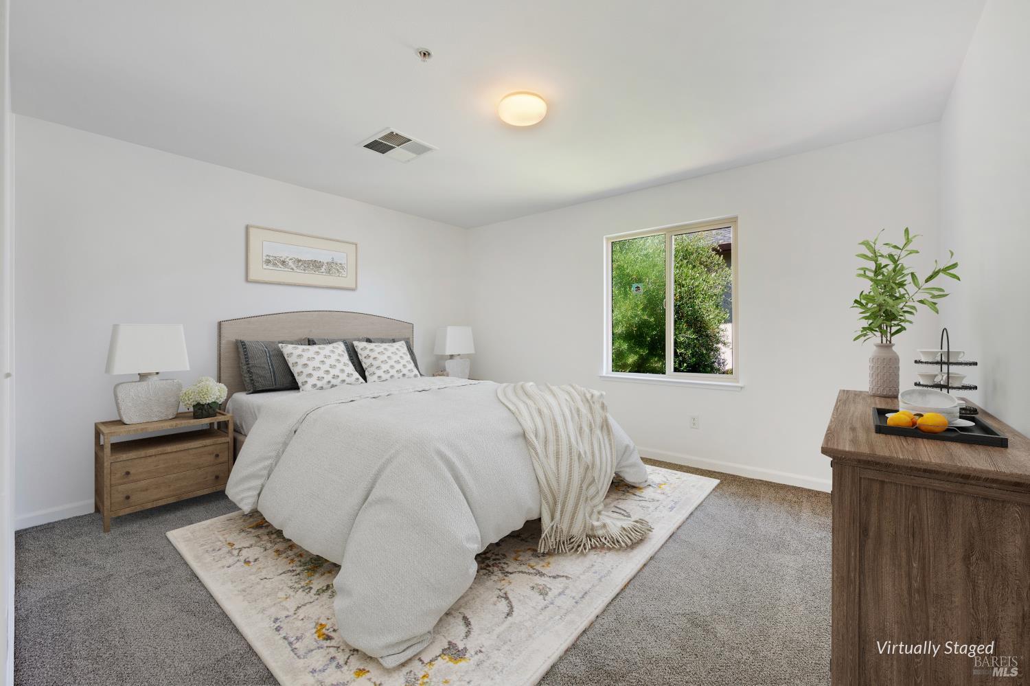 439 Sequoia Ln