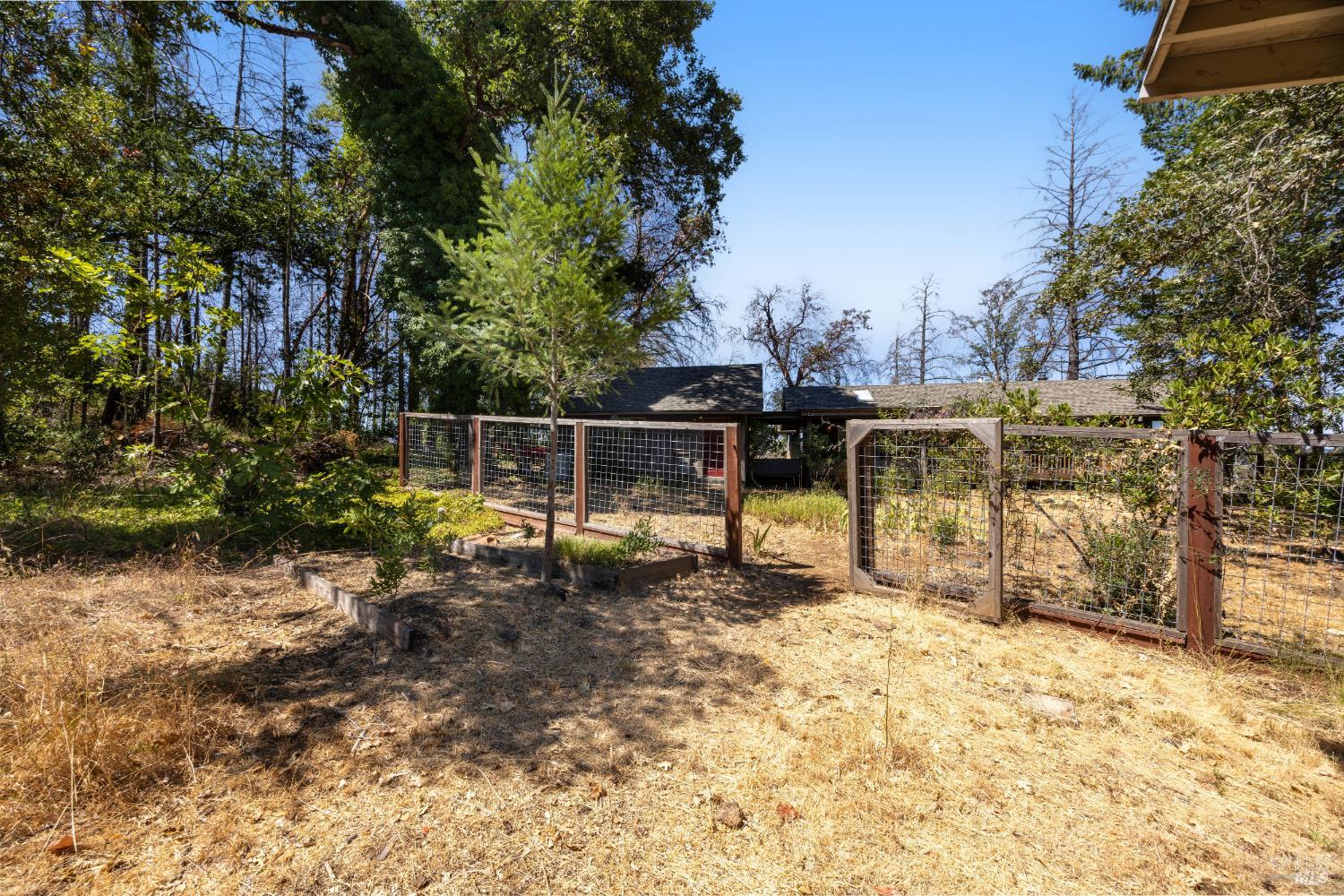3880 Spring Mountain Rd