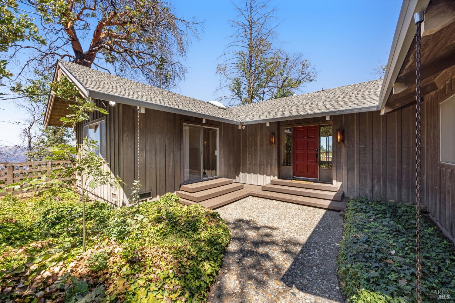 3880 Spring Mountain Rd
