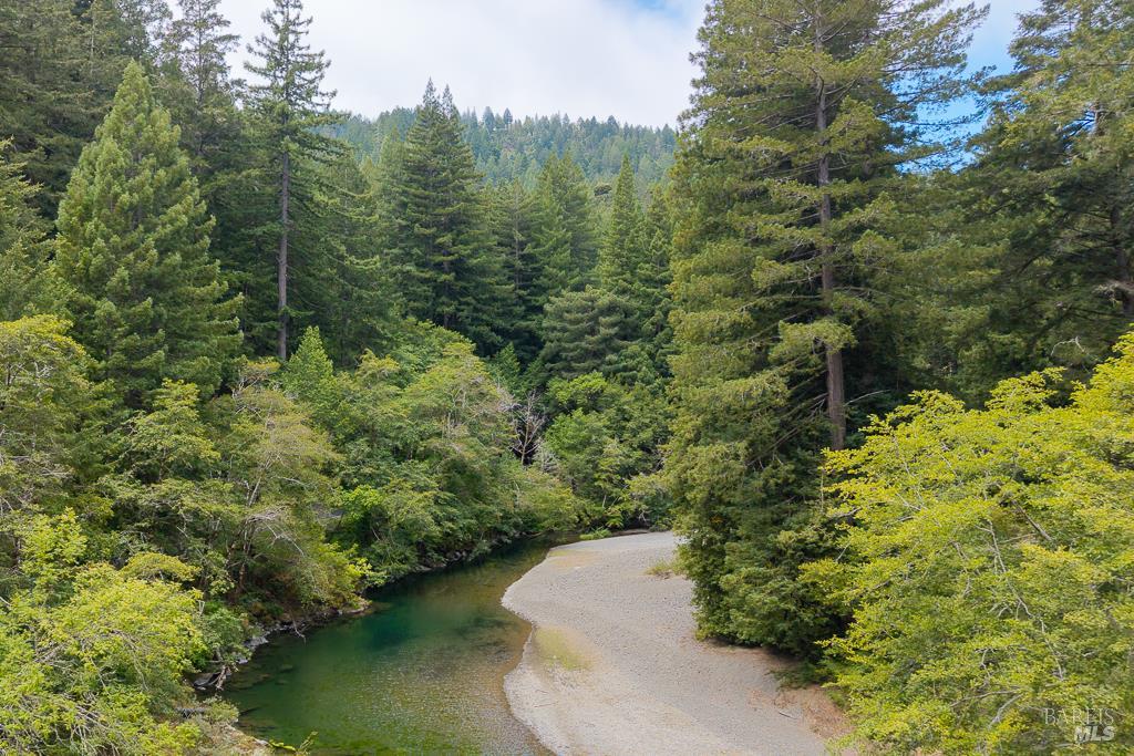 2305 Cazadero Hwy