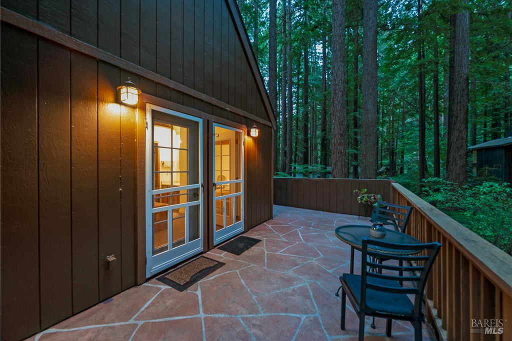 2305 Cazadero Hwy