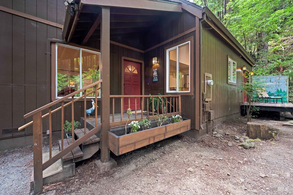 2305 Cazadero Hwy