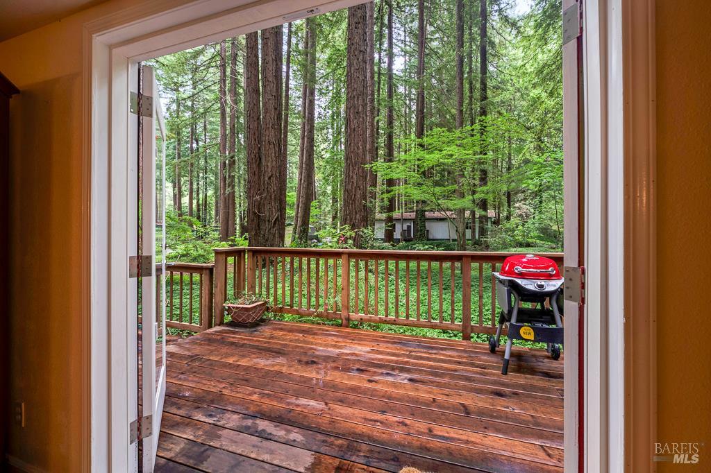 2305 Cazadero Hwy