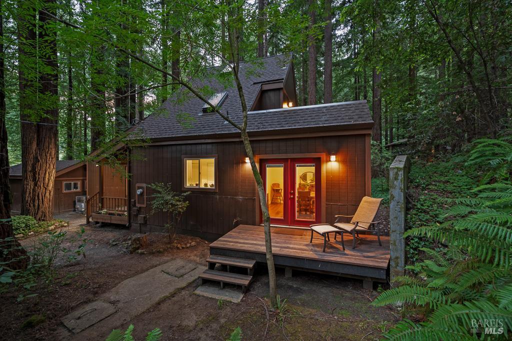 2305 Cazadero Hwy
