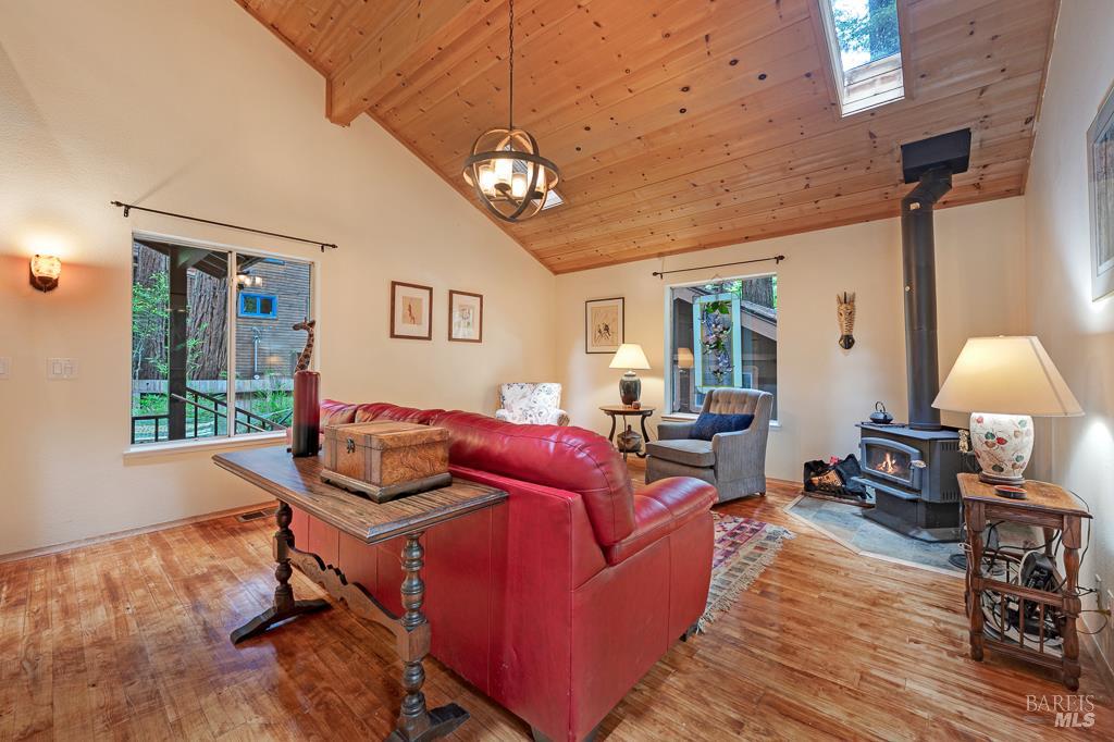 2305 Cazadero Hwy