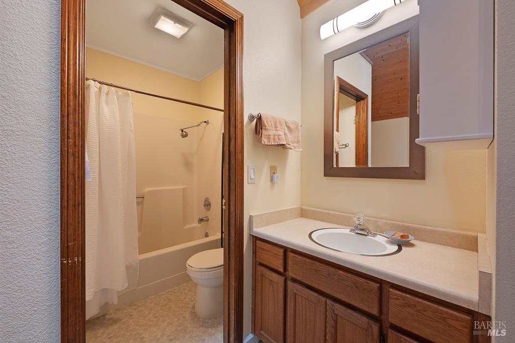 2305 Cazadero Hwy