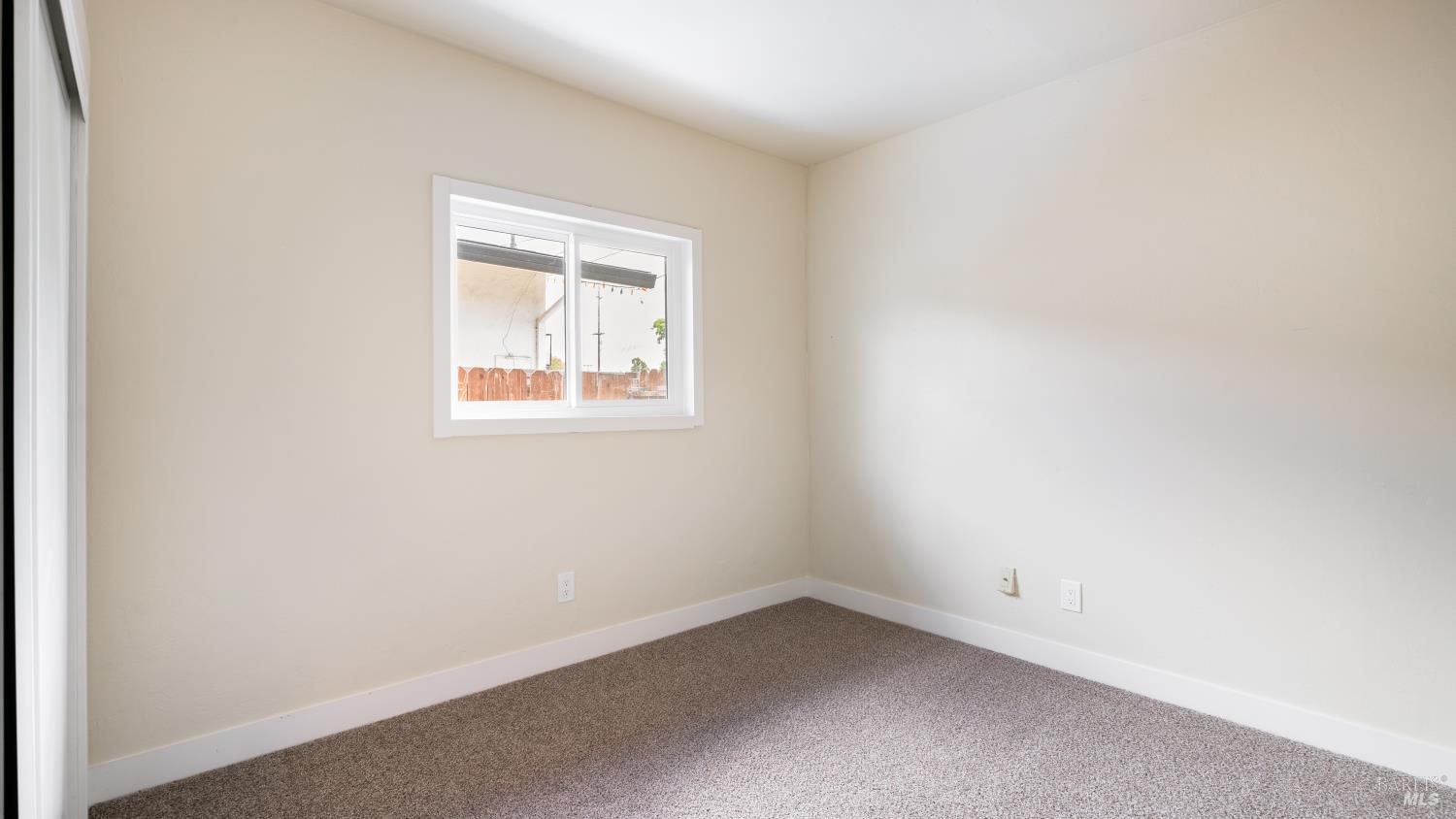 65 Arlington Dr