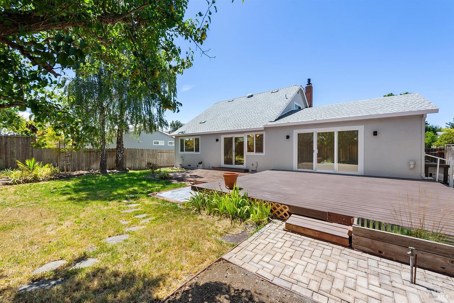 1440 Quail Dr