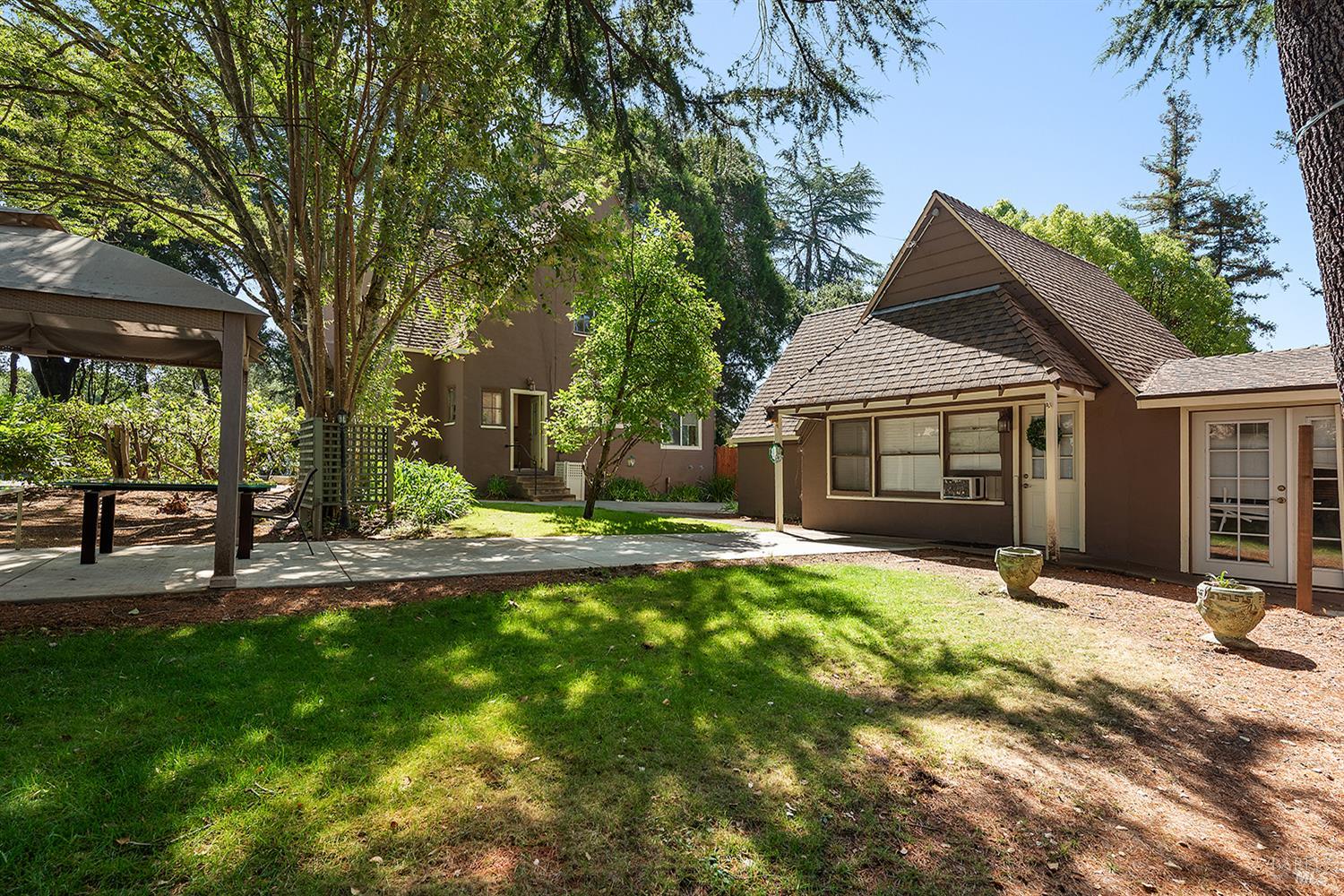 650-660 S Fitch Mountain Rd